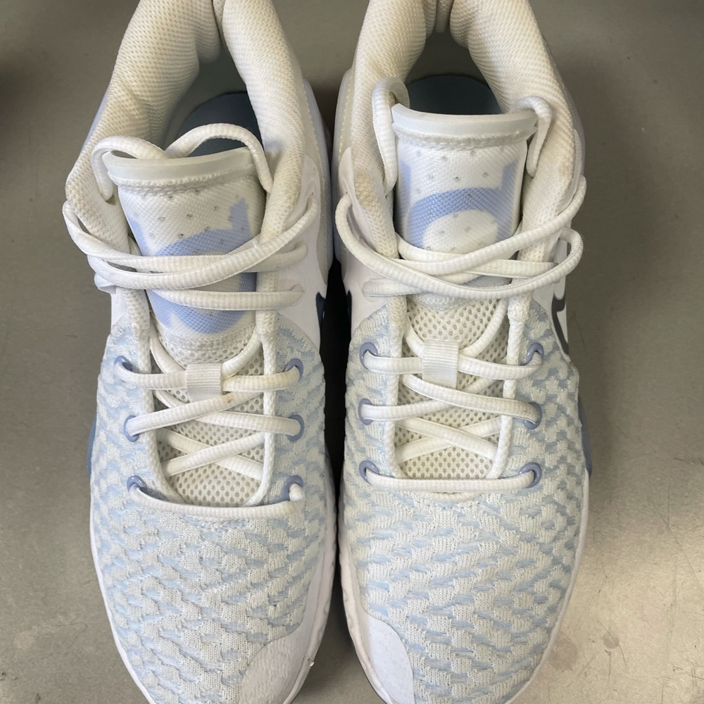 7.5 NIKE KD TREY - Picture 7 of 12